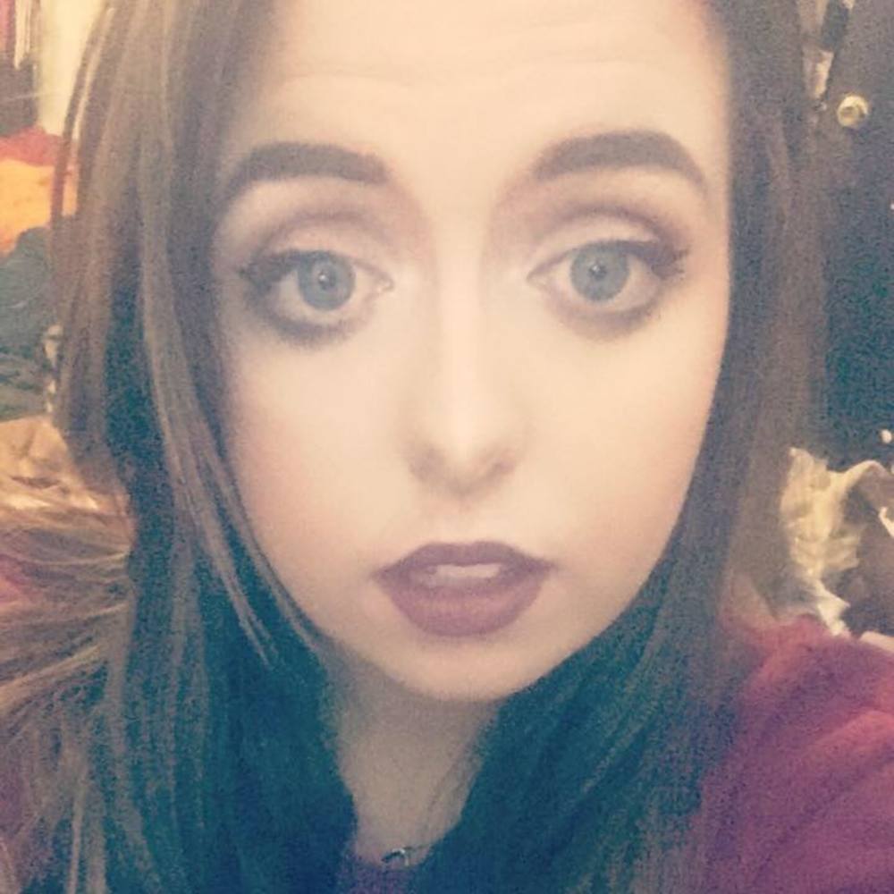 Meet your Posher, Emilee